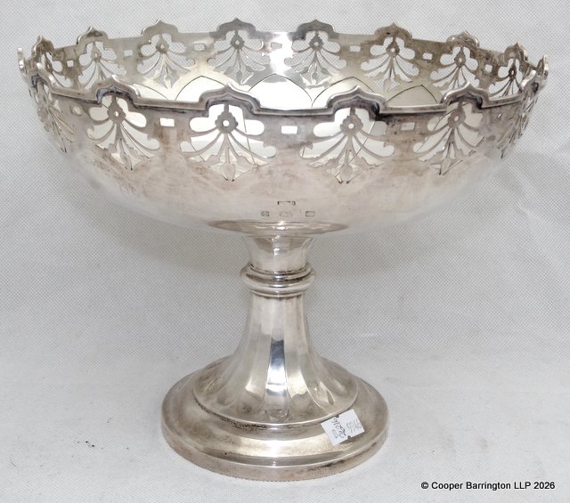KG V Sterling Silver Pierced Pedestal Bowl by Docker & Burn Ltd. Hallmarked Birmingham 1923 KG V Sterling Silver Pierced Pedestal Bowl by Docker & Burn Ltd. Hallmarked Birmingham 1923